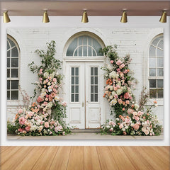 Lofaris Toile de fond de mariage florale avec porte blanche et roses roses et pêche, décor mural en briques pour séance photo romantique