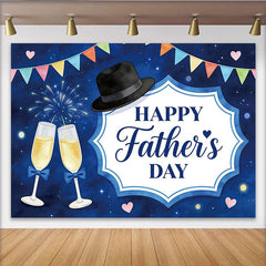 Lofaris Toile de fond joyeuse pour la Fête des Pères avec chapeau et coupes de champagne, arrière-plan étoilé pour célébration familiale