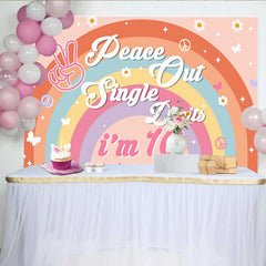 Lofaris Toile de fond Peace Out Single Digits, décor marguerite arc-en-ciel boho groovy 10ème anniversaire