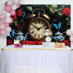 Lofaris Fond de Mariage Jardin Enchanté avec Horloge Vintage, Roses Rouges et Théières Papillons Bleus