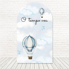 Toile de fond pour arche aventure ciel ours aéronaute pour célébration bébé