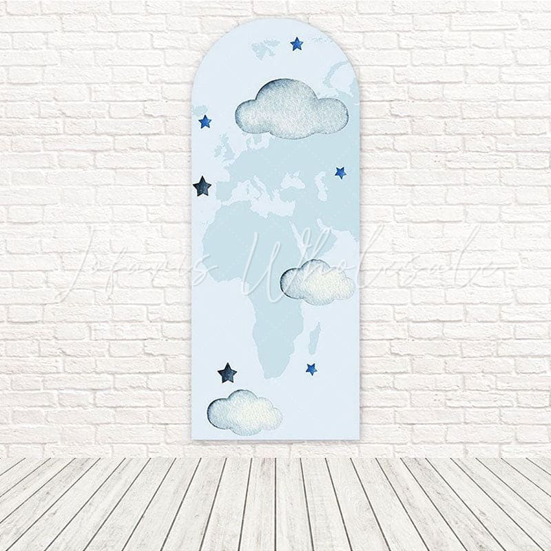 Toile de fond pour arche ton ciel doux nuages rêveurs étoiles bleues pour thème nuit