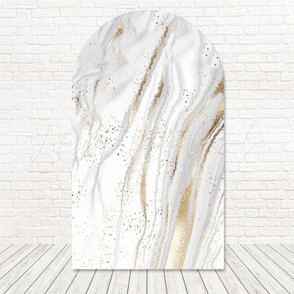Toile de fond pour arche marbre blanc et or brillant pour ambiance fête élégante