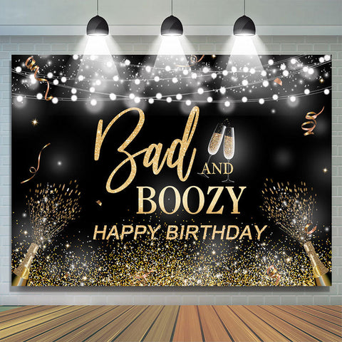 Toile de fond d'anniversaire Bad and Boozy noir et or pour homme