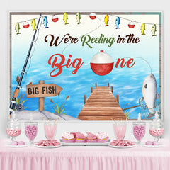 Gros poisson dans l'eau thème joyeux 1er anniversaire toile de fond