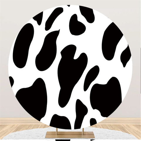 Fond de fête d'anniversaire rond motif vache blanche noire