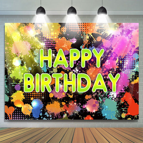 Lumières colorées et toile de fond joyeux anniversaire graffiti