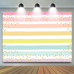 Toile de fond d'anniversaire à rayures colorées et à pois scintillants