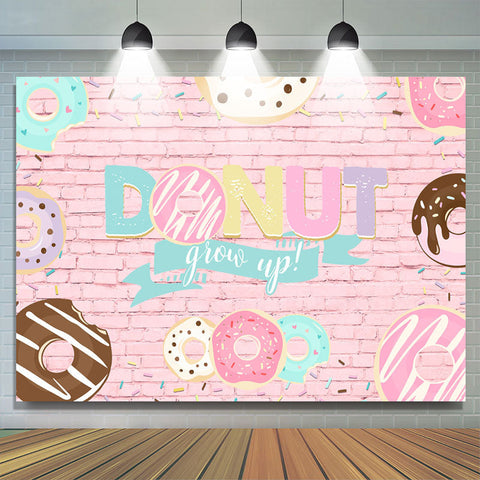 Donut grandir avec une toile de fond de douche de bébé en brique rose