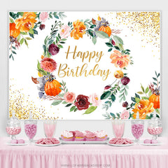 Cercle floral avec toile de fond de joyeux anniversaire à pois dorés