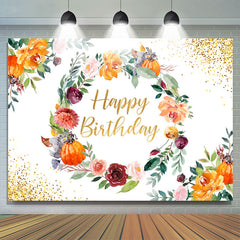 Cercle floral avec toile de fond de joyeux anniversaire à pois dorés