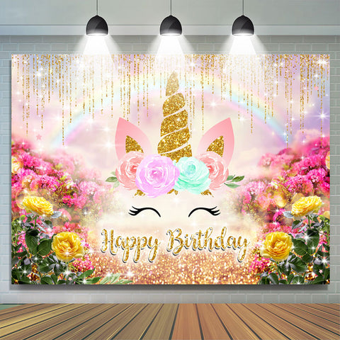Toile de fond de joyeux anniversaire de paillettes d'or et de licorne florale