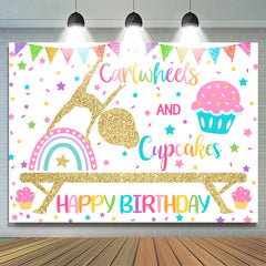 Toile de fond d'anniversaire de roues et de cupcakes à paillettes dorées