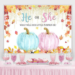 Il ou elle Bule et toile de fond d'automne érable citrouille rose