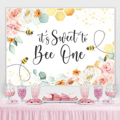 C'est doux d'être une toile de fond florale joyeux 1er anniversaire