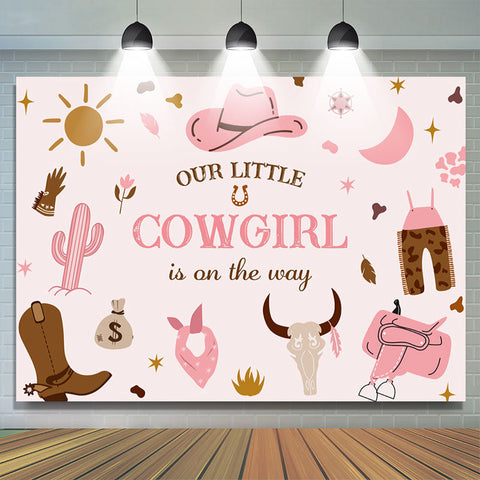 La petite cow-girl est sur le chemin de la toile de fond de douche de bébé rose