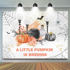 Petite citrouille prépare la toile de fond de la douche de bébé d'Halloween