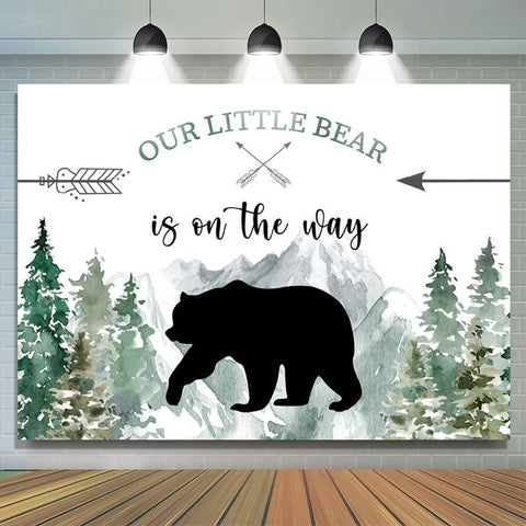 Notre ours de litière est sur le chemin Baby Shower Backdrop