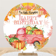 Notre toile de fond ronde de joyeux anniversaire de voiture de citrouille de litière