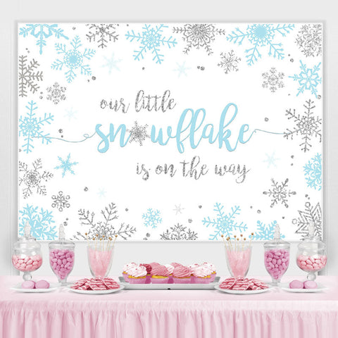 Notre flocon de neige de litière est sur le chemin Baby Shower Backdrop