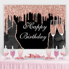 Bokeh rose et coupe de champagne joyeux anniversaire toile de fond
