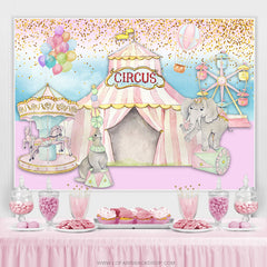 Curcus rose avec fond de points et ballons colorés