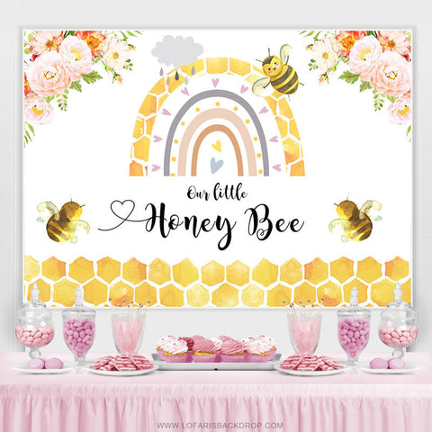 Toile de fond de fête d'anniversaire de petite abeille florale rose