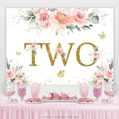 Toile de fond sauvage de deux anniversaires de papillons scintillants de fleurs roses