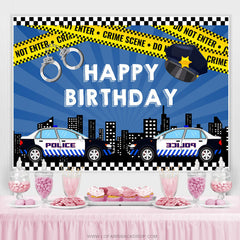 Voiture de police et toile de fond d'anniversaire pour garçons