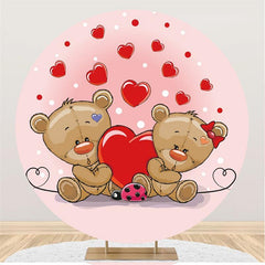 Fond de fête de naissance de filles roses rondes d'amour et d'ours rouge