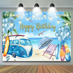 Fond de joyeux anniversaire de plage d'été de ballons bleus de mer