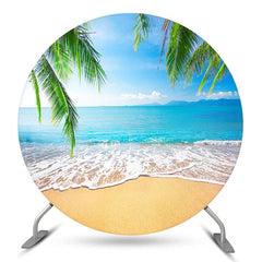 Toile de fond ronde de fête de feuille de noix de coco de plage de bord de mer