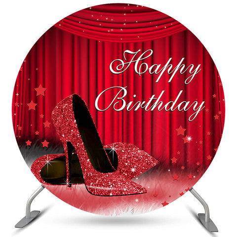 Toile de fond de cercle de joyeux anniversaire de talons hauts rouges brillants