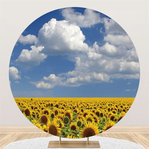 Tournesols et toile de fond anniversaire bleu ciel nuage blanc