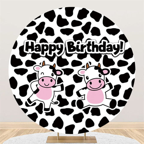 Toile de fond ronde de joyeux anniversaire de deux petites vaches pour la fête