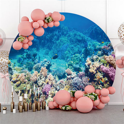 Récif De Corail Sous-Marin Et Toile De Fond Ronde De Poisson Pour L'été