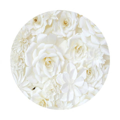 Toile de fond ronde de joyeux anniversaire de fleur blanche pour la fête